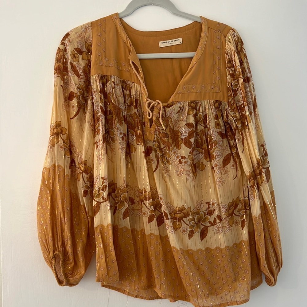 Spell & the Gypsy top